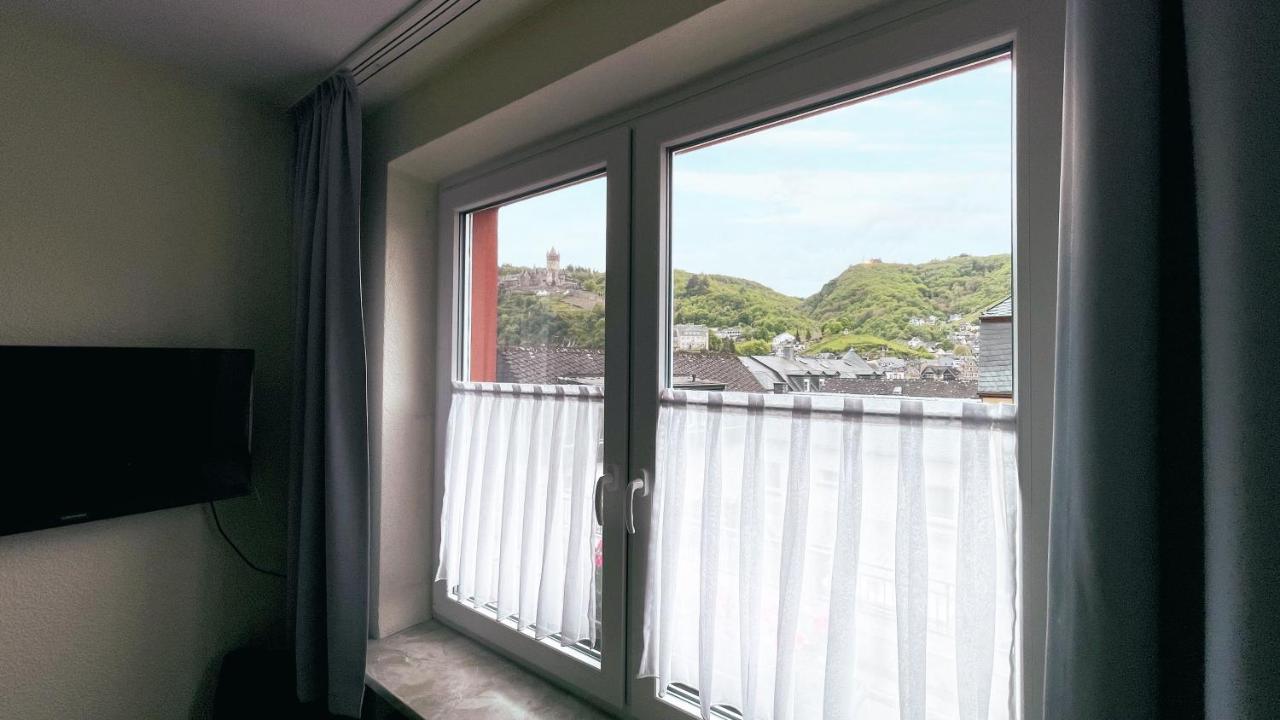 Hotel Und Gaestehaus Gute Quelle Кохем Экстерьер фото