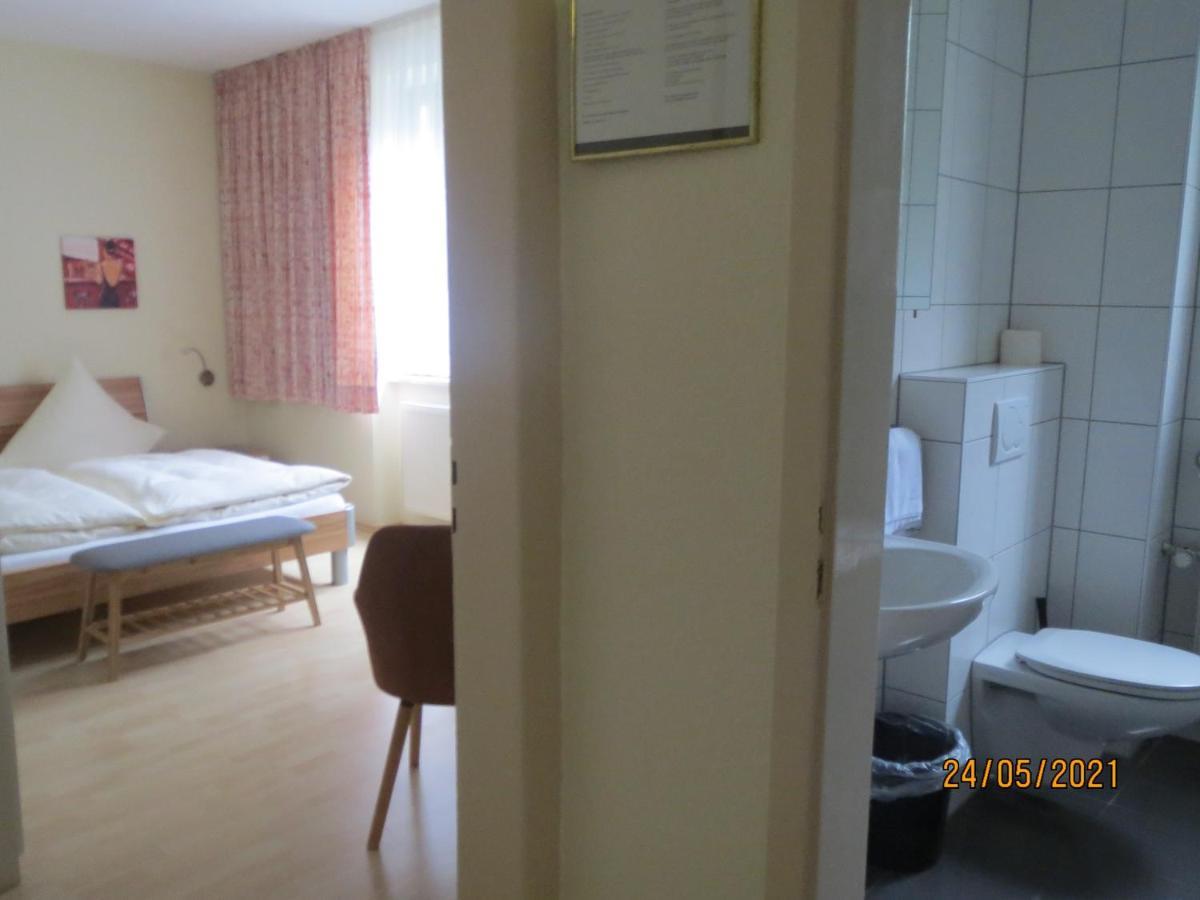 Hotel Und Gaestehaus Gute Quelle Кохем Экстерьер фото