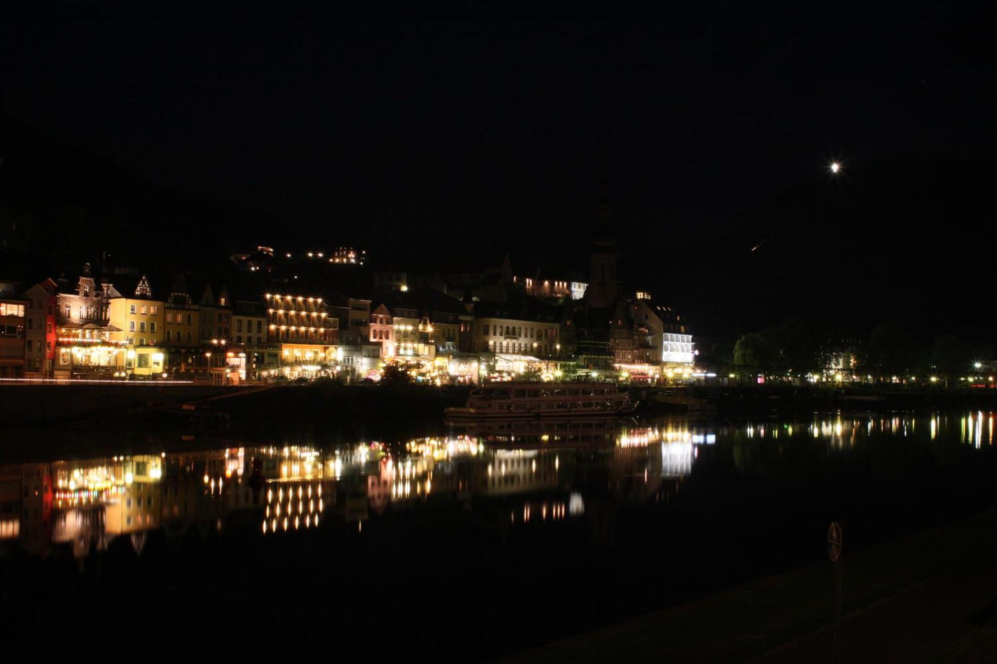Hotel Und Gaestehaus Gute Quelle Кохем Экстерьер фото